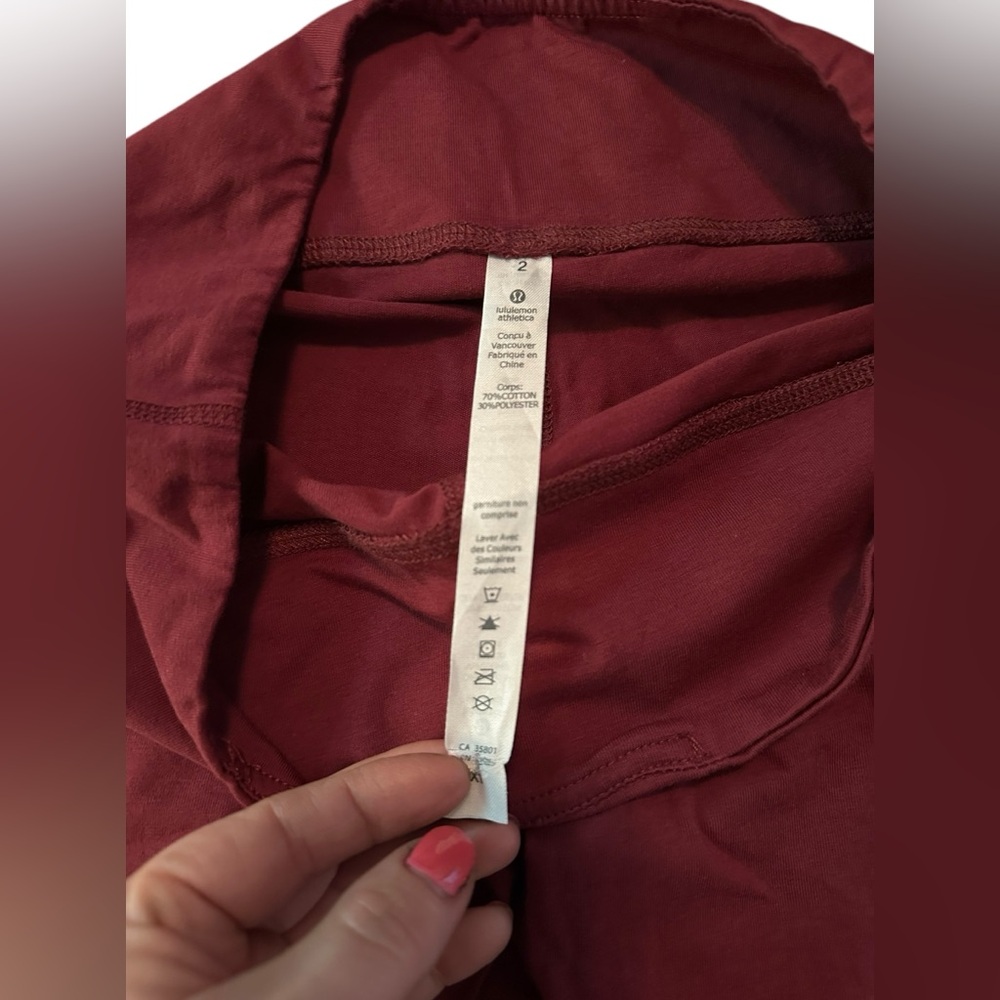 Lululemon maroon low rise long athletic workout leggings - Picture 3 of 6